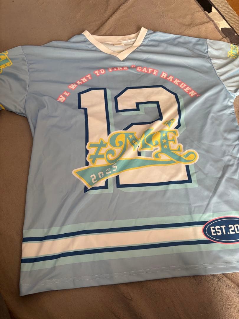 ノイミー　尾木波菜　ユニフォーム