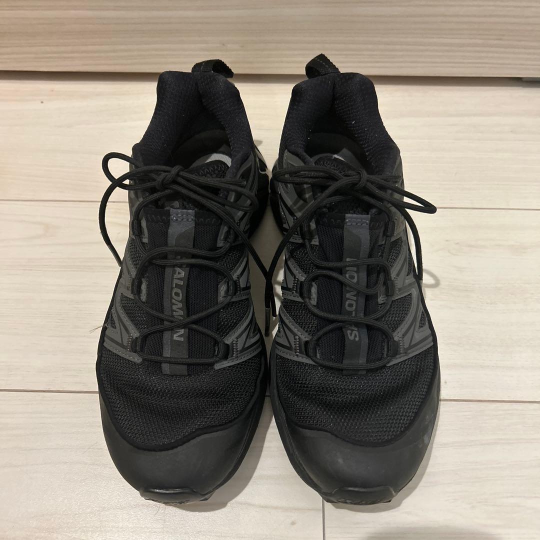 サロモン　スニーカー　24cm