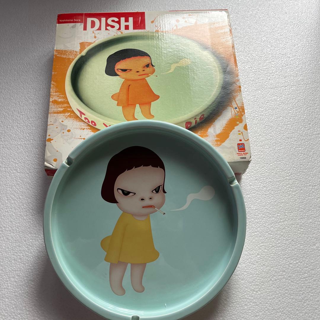 奈良美智　灰皿