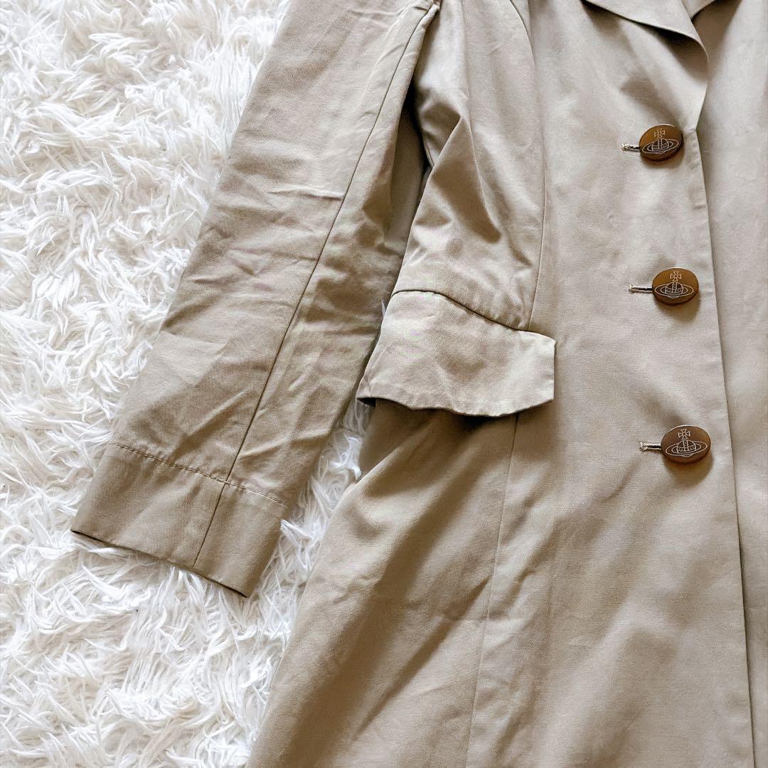 ヴィヴィアンウエストウッド トレンチコート ロング オーブボタン ベージュ 2