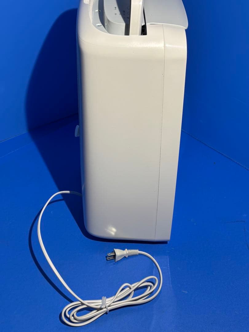 SHARP 除湿機 コンパクト ホワイト CV-P71-W 美品　2024年式