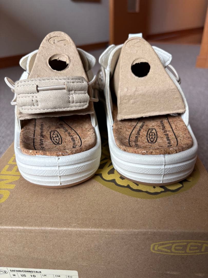 KEEN UNEEK II CONVERTIBLE X サンダル US10