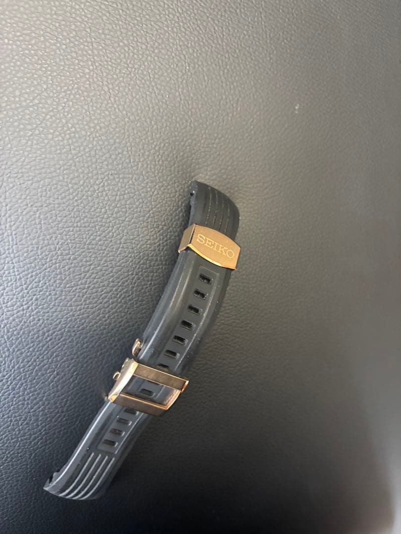 セイコーアストロン ラバーベルト ゴールドDバックル　SBXB055