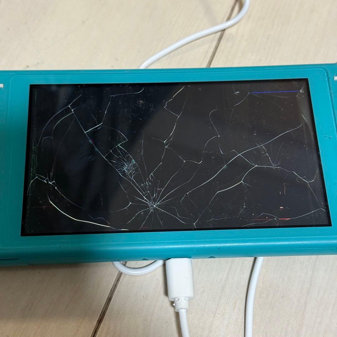 Nintendo Switch ライト　画面割れ　ジャンク