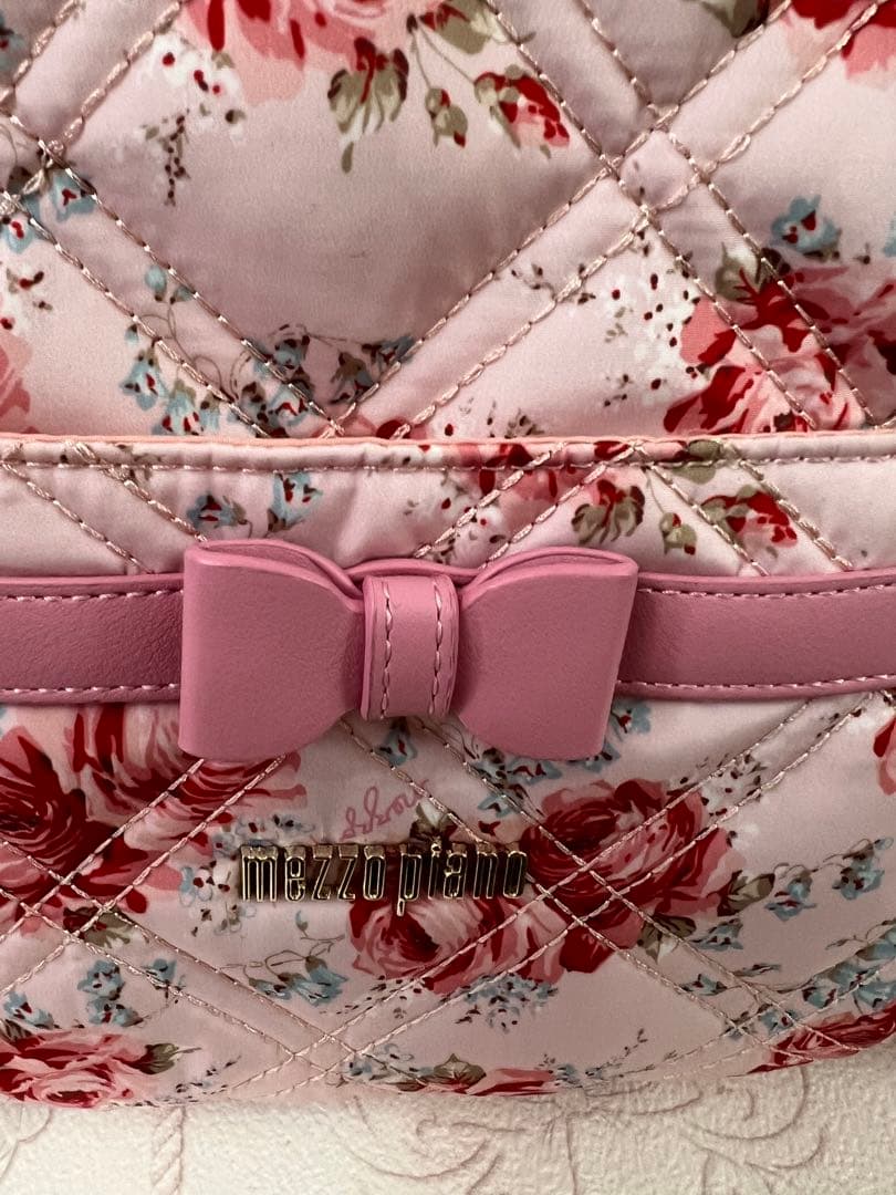 メゾピアノ　キャスキッドソン　マザーズバッグ　　うさぎチャーム