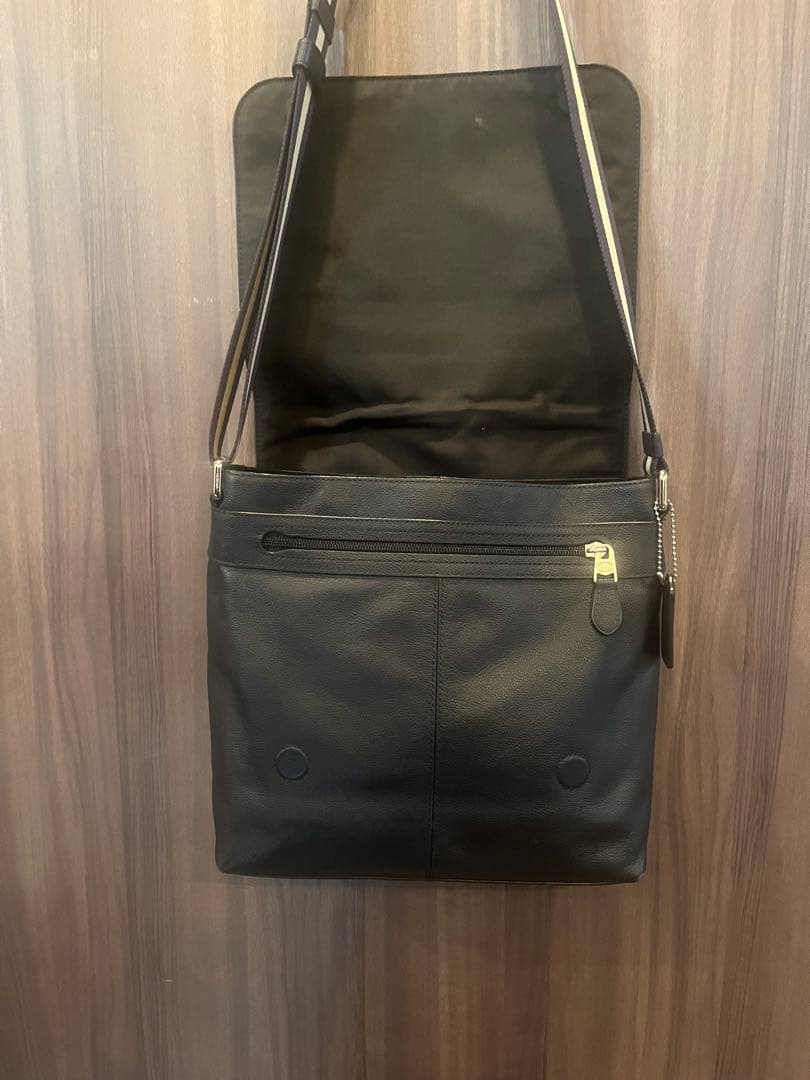 COACH チャールズ スモール メッセンジャー ショルダー バッグ レザー