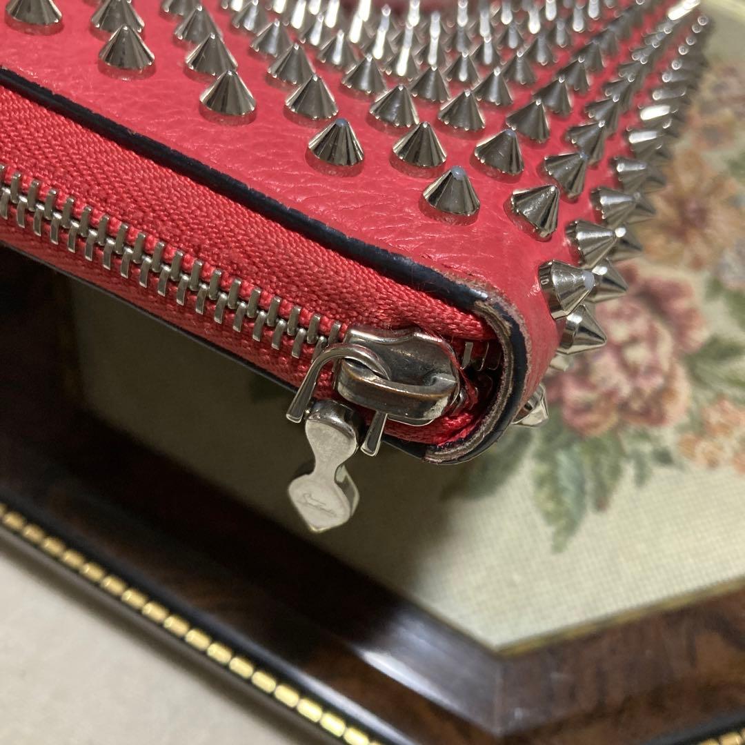 ルブタン　長財布