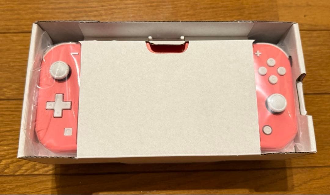 Nintendo Switch Lite コーラルピンク　箱・充電器付き