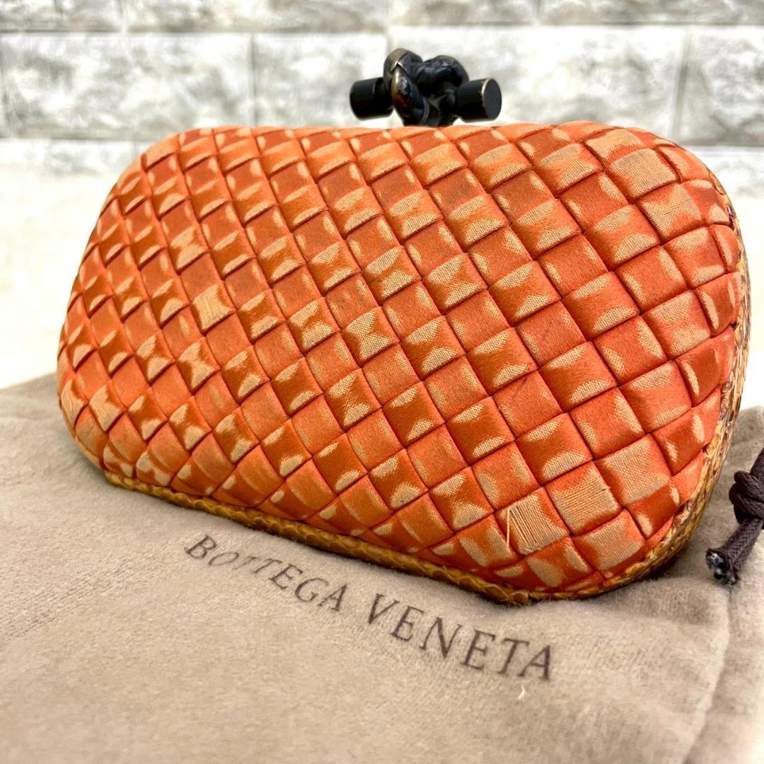 BOTTEGA VENETA　ボッテガ　ノット　クラッチバック　イントレチャート