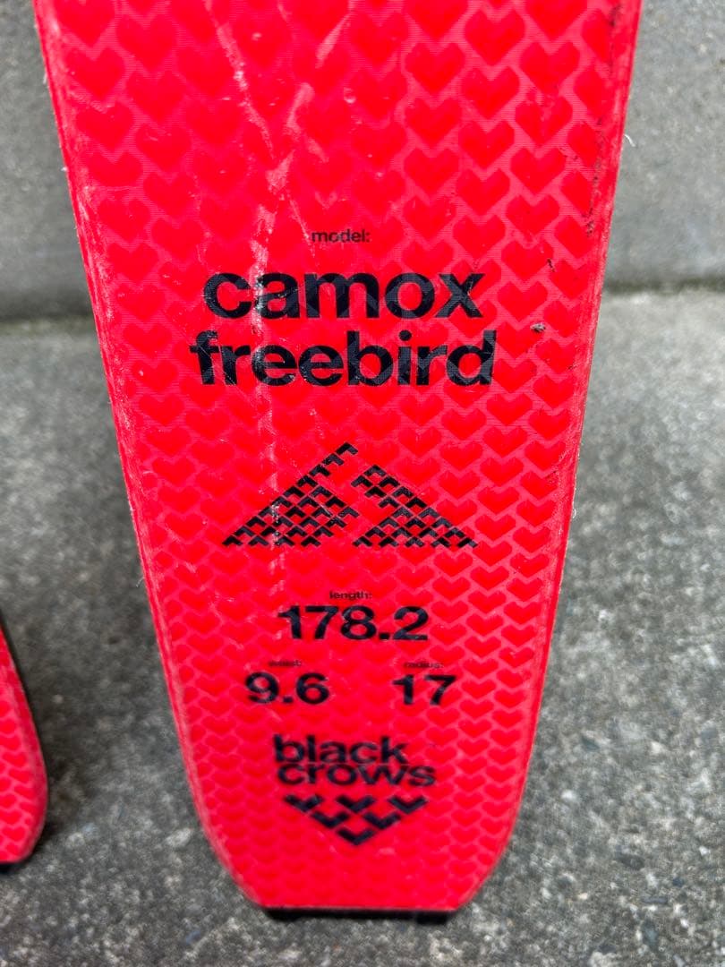 black crows camox freebird カモックスフリーバード