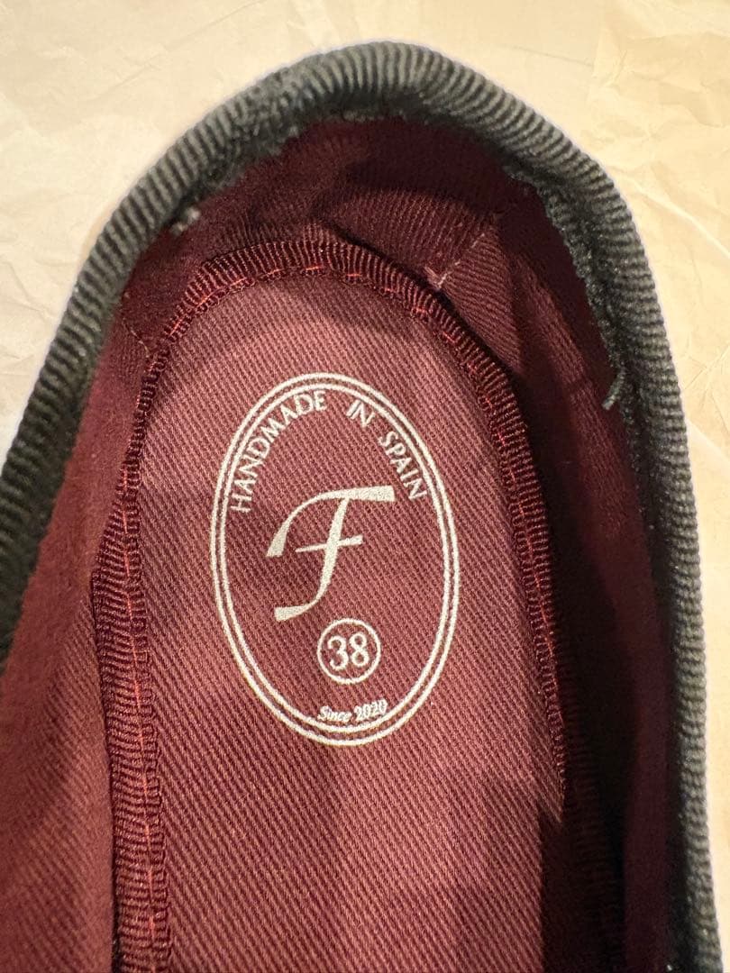 フラべラス　フラットシューズ