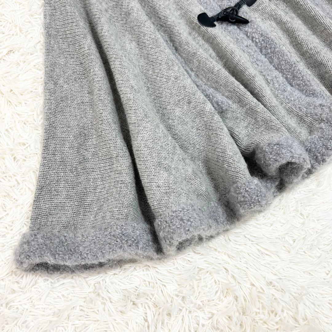 【RT 152613ページ】バーバリーブルーレーベル ニットポンチョ