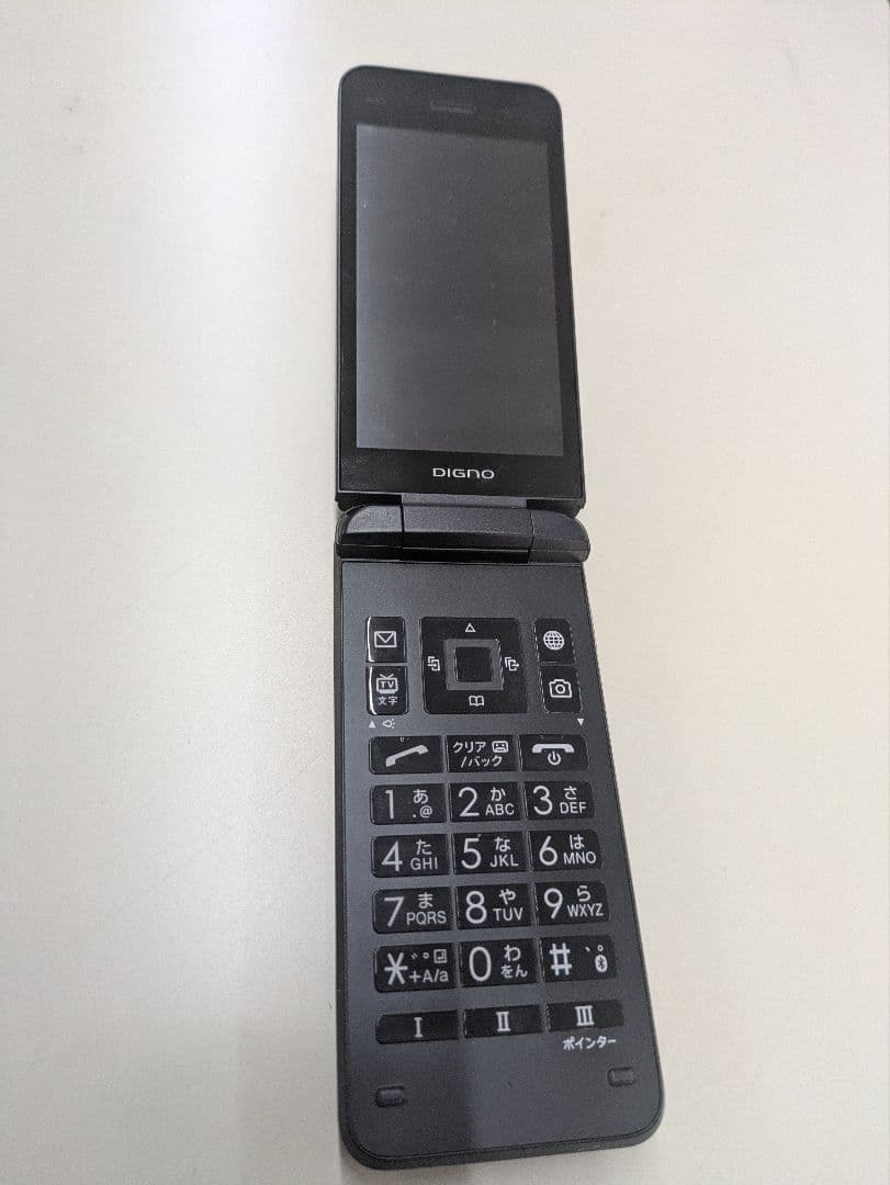 ソフトバンク　DIGNOケータイ3 902KC 本体