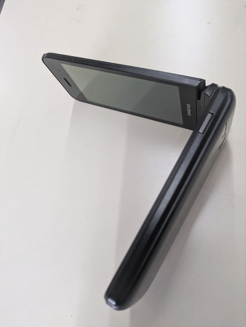 ソフトバンク　DIGNOケータイ3 902KC 本体