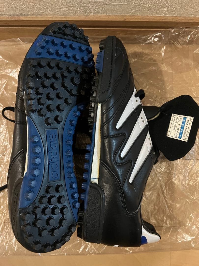 adidas サッカーシューズ ブラック/ホワイト　ヴィンテージ　90年代