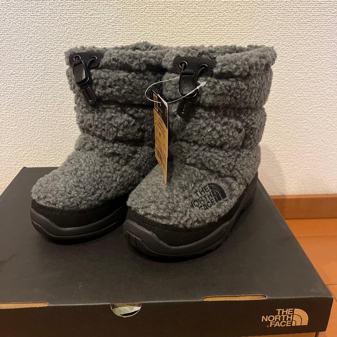 (りゅう)新品未使用 THE NORTH FACE スノーブーツ　17cm