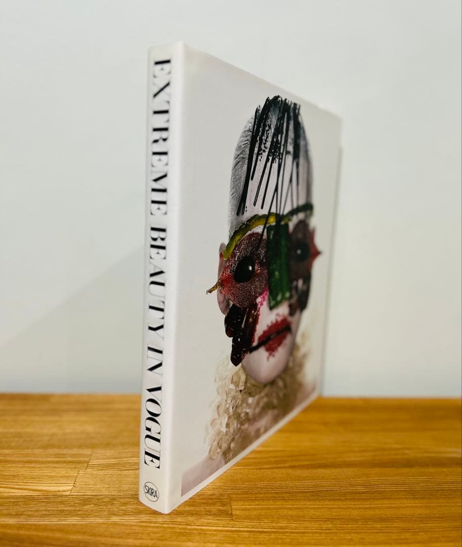 美品　EXTREME BEAUTY IN VOGUE ドルチェ＆ガッバーナ