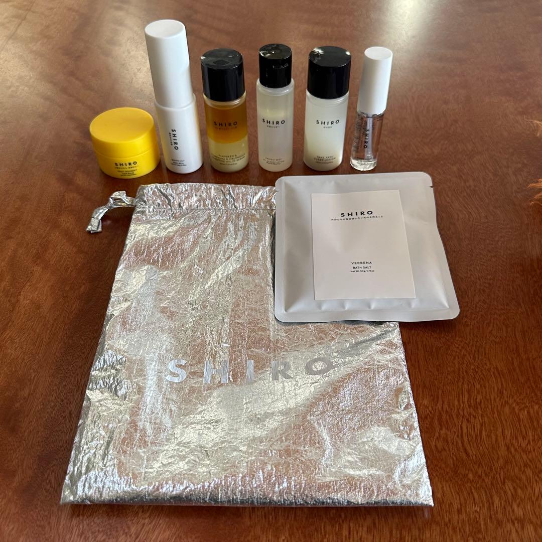 【送料込み】SHIRO ホリデーセット 2025 ファーポーチ スキンケア