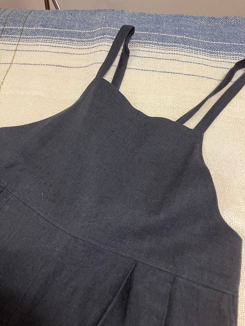 ハグオーワー　リネン　サロペット