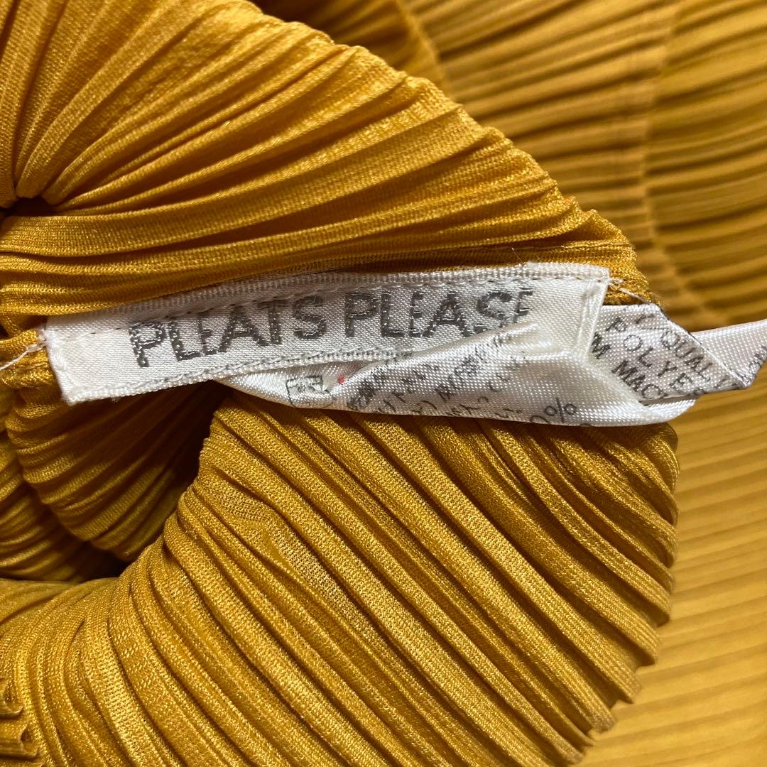 PLEATS PLEASE プリーツプリーズ イッセイミヤケ プリーツカットソー