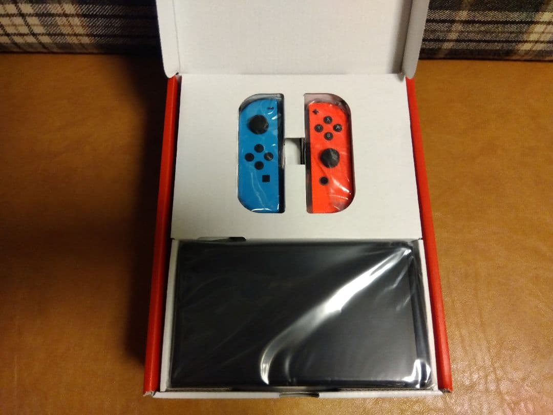 【美品】Nintendo Switch本体（有機EL）とProコントローラー