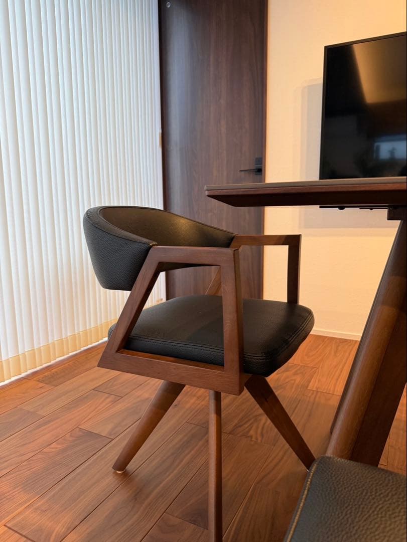 (送料込み) 回転ダイニングチェア1脚(2/4)