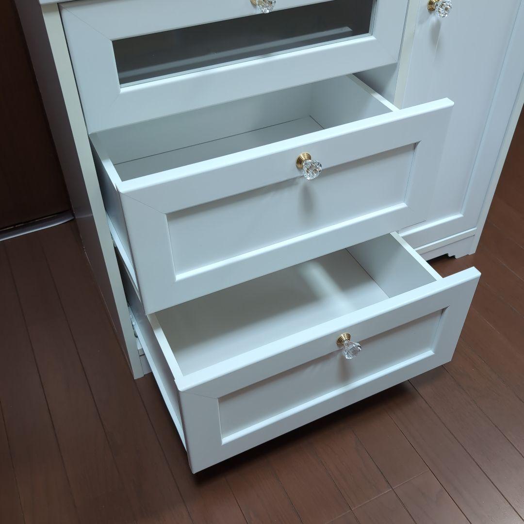 ホワイトキャビネット 3引き出し クリスタル取っ手