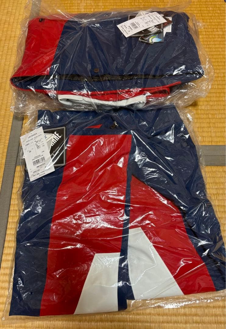 ONYONE 上下スキーウェア　定価106,700円