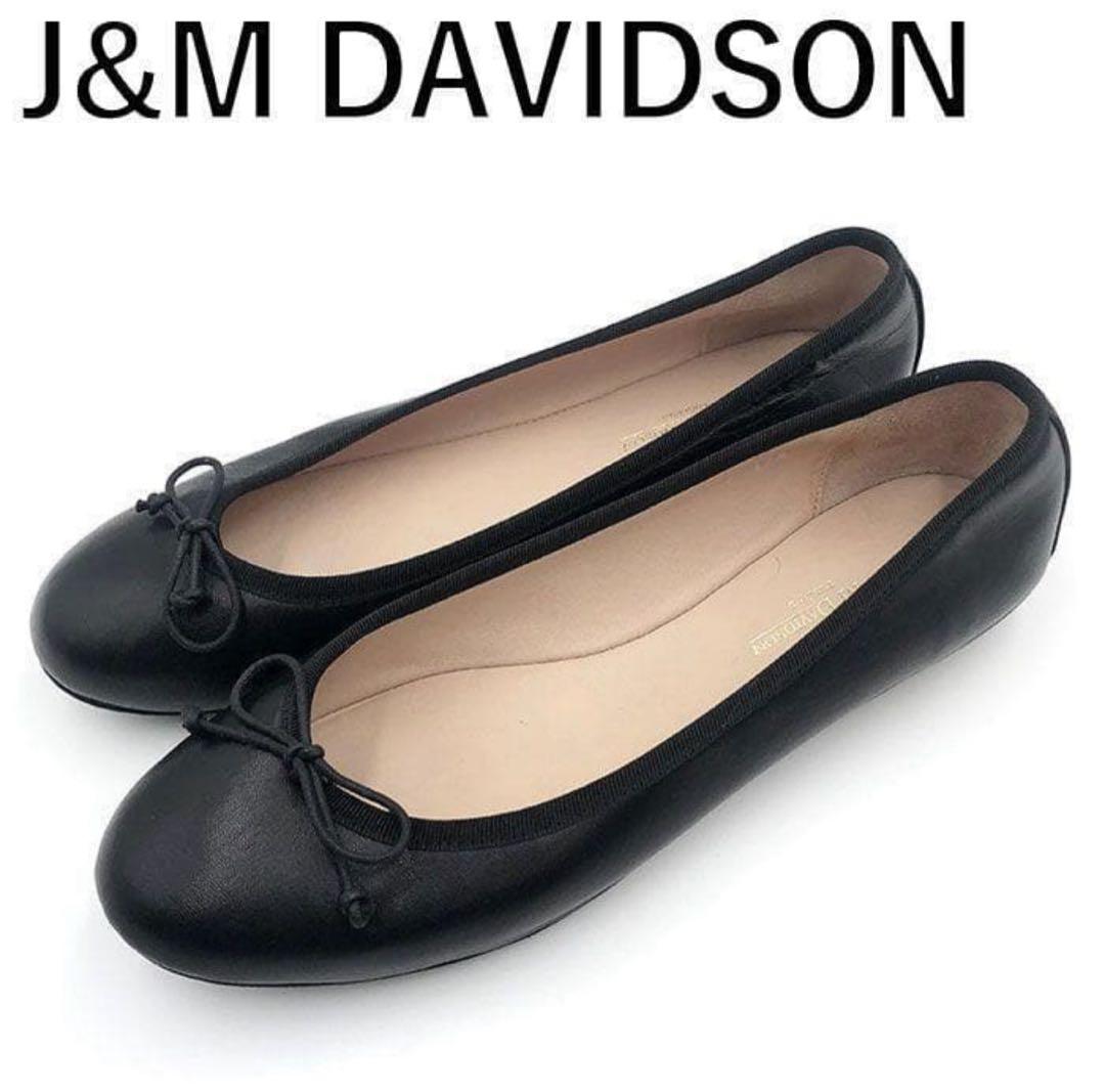 J&M DAVIDSON ブラック フラットシューズ