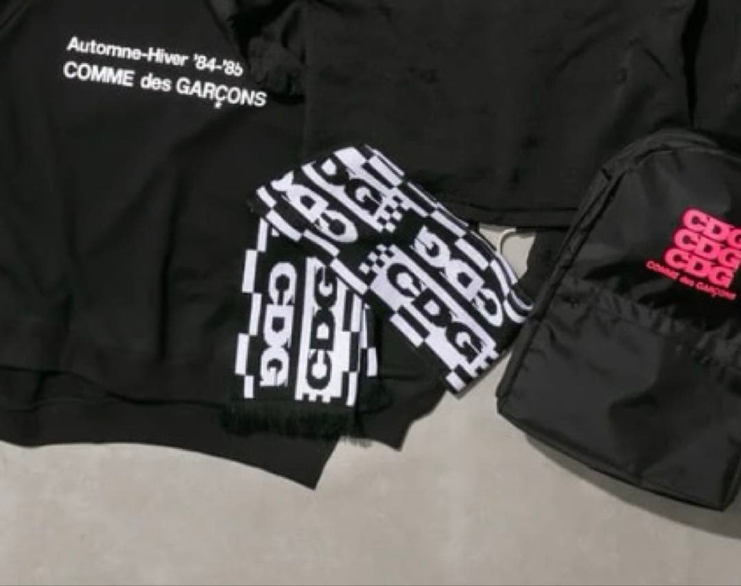 コムデギャルソン　マフラー　阪急ポップアップ限定