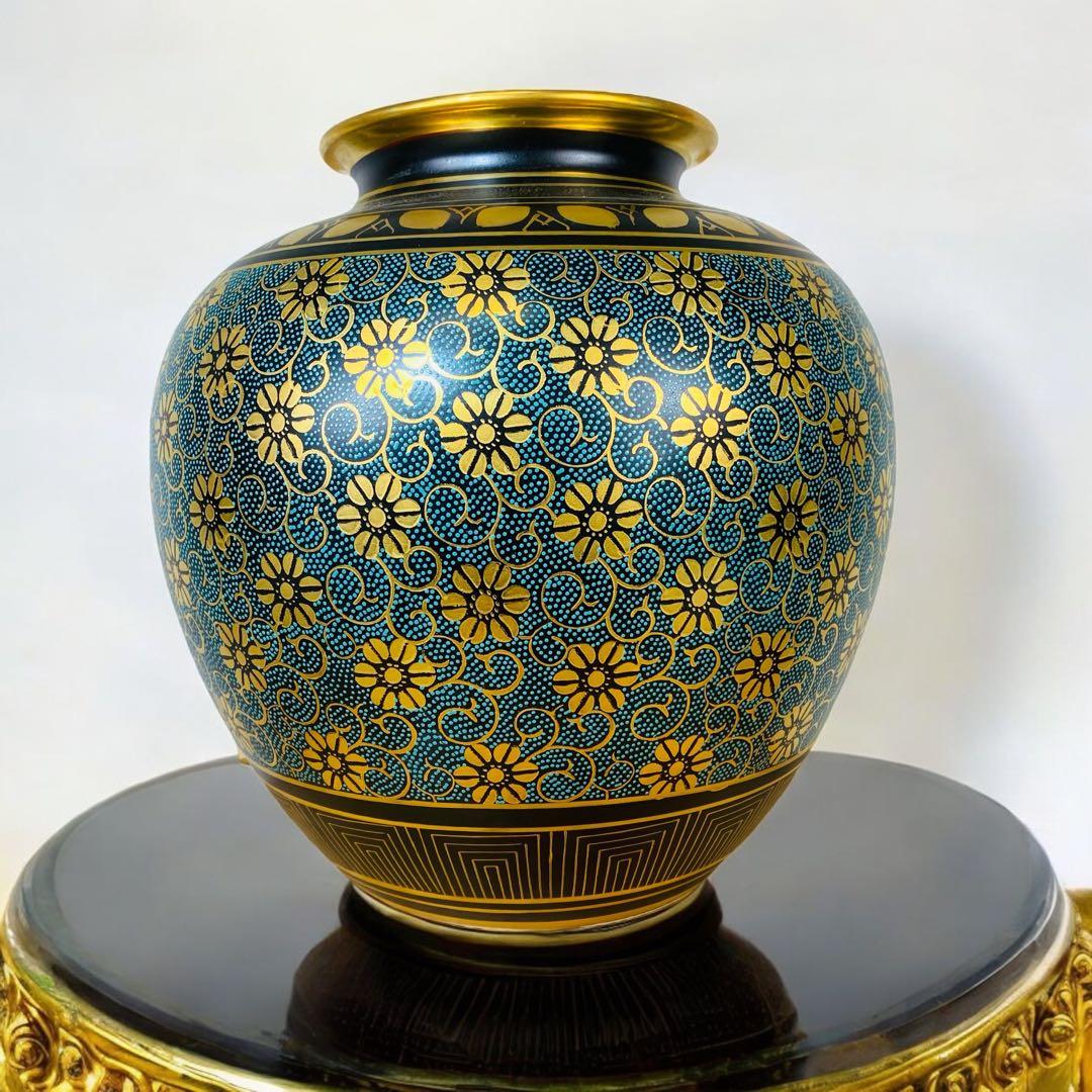 【美品】九谷焼 花瓶 洋山造 金彩 青粒鉄仙唐草文 25cm 共箱付き