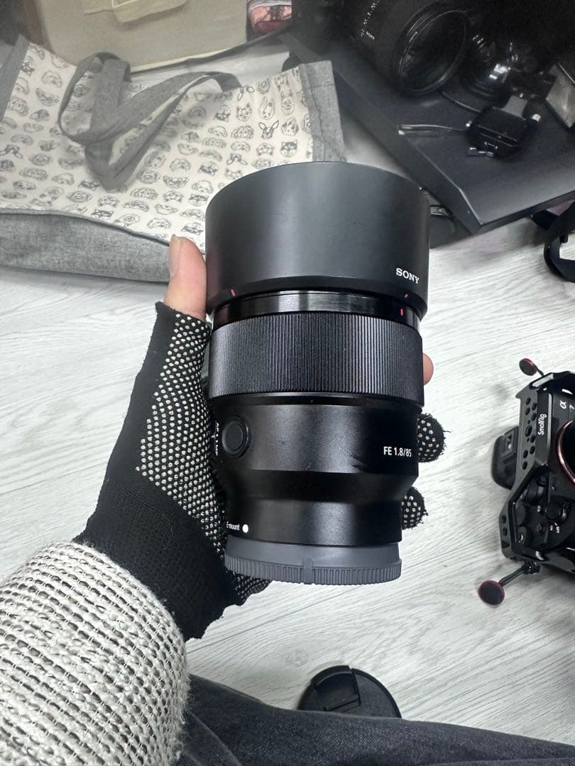 ぽ*ん様 SONY FE 85mm F1.8 (ソニー Eマウント 単焦点)