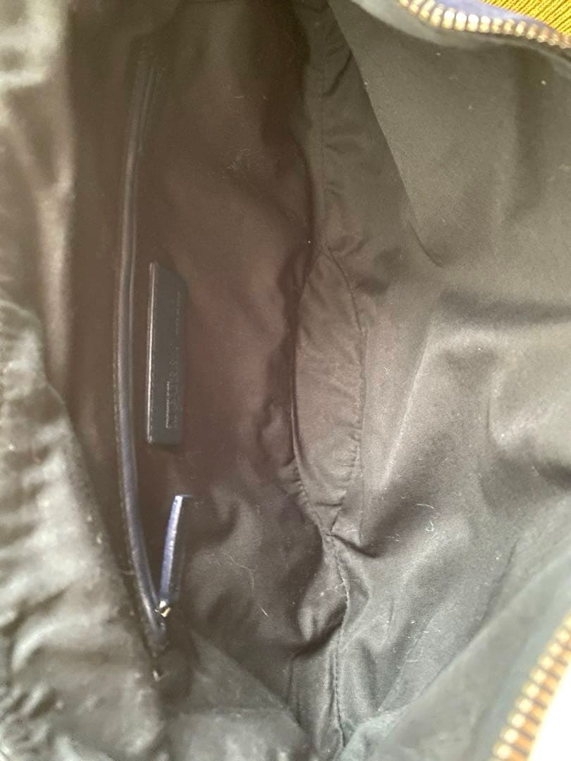 未使用級ALEXANDER McQUEEN アレキサンダー マンタクラッチバック