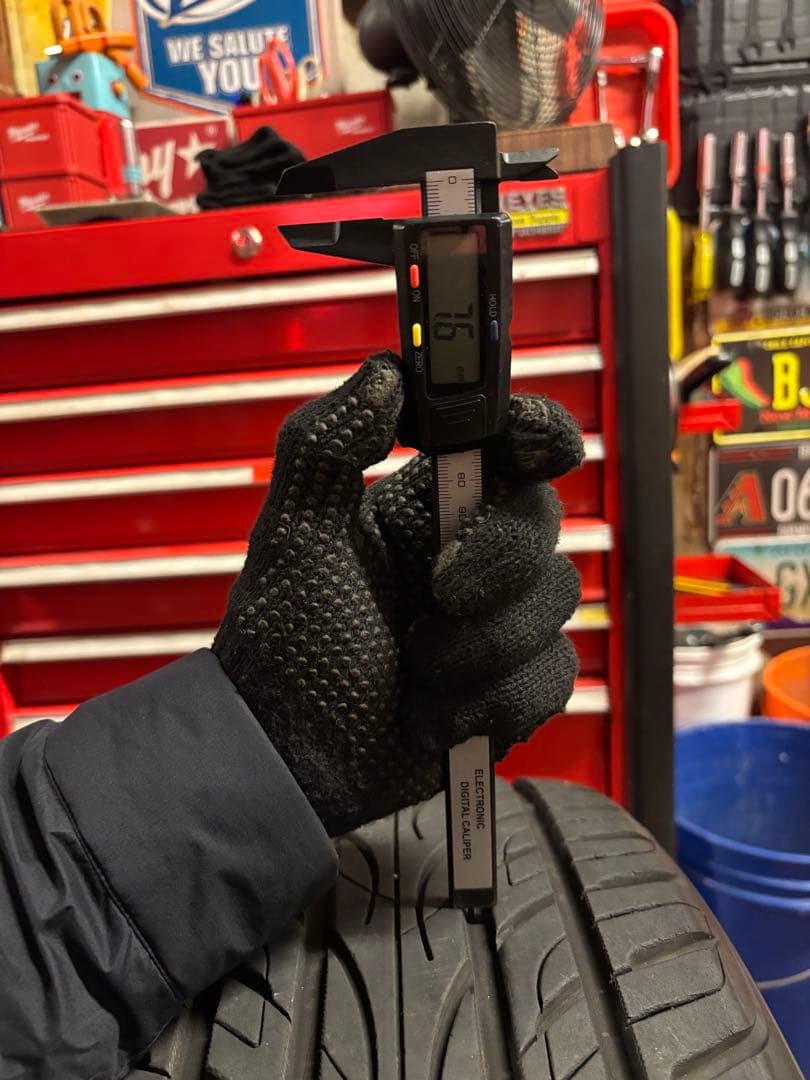 ◇送料込み◇ 225/50R18中古サマータイヤ4本YOKOHAMA 2024年