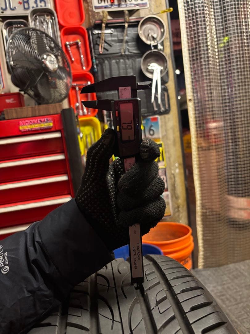 ◇送料込み◇ 225/50R18中古サマータイヤ4本YOKOHAMA 2024年