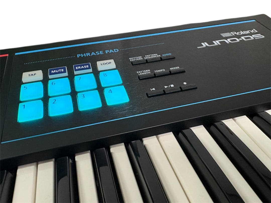 Roland JUNO-DS 61鍵 シンセサイザー ソフトケース・ペダルつき