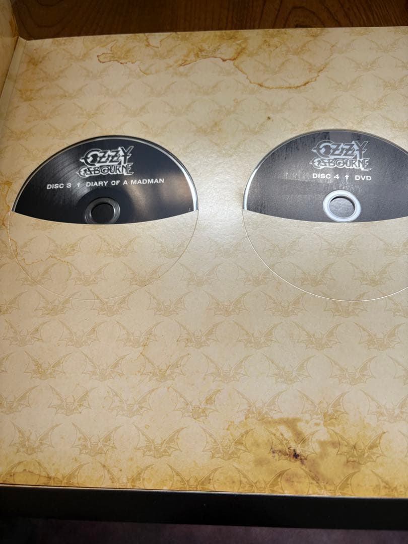 洋楽 OZZY OSBOURNE 30TH ANNIVERSARY EDITION