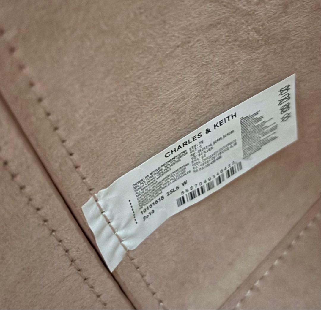 Charles & Keith ベリル リサイクルレザーバケツバッグ