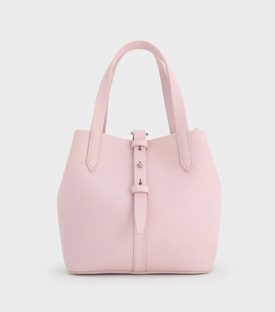 Charles & Keith ベリル リサイクルレザーバケツバッグ