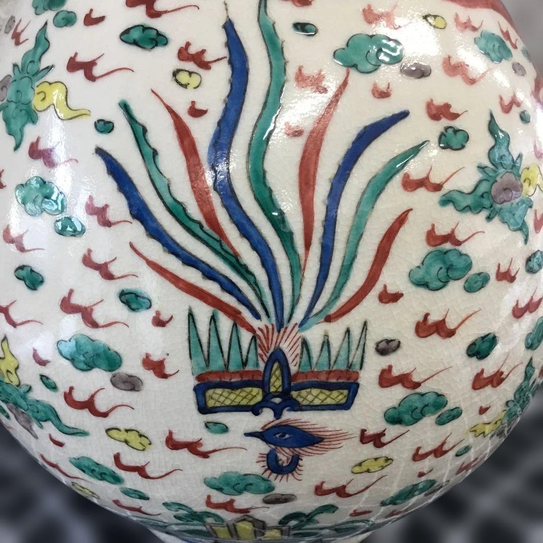 大明萬歴年製　花瓶　色絵　多色装飾 陶器製花瓶 ドラゴンデザイン