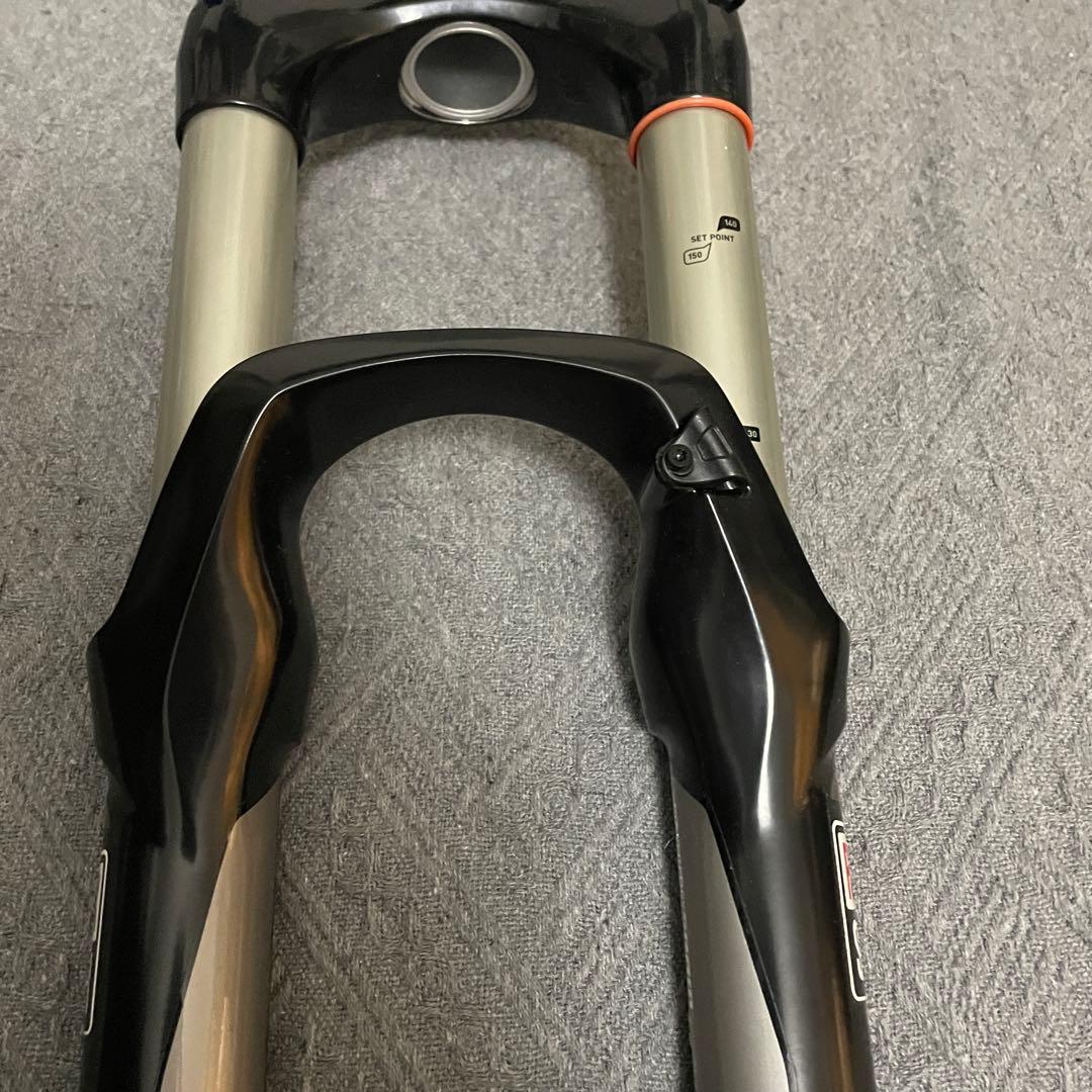 新年セール！！　ROCKSHOX Sektor サスペンションフォーク 26