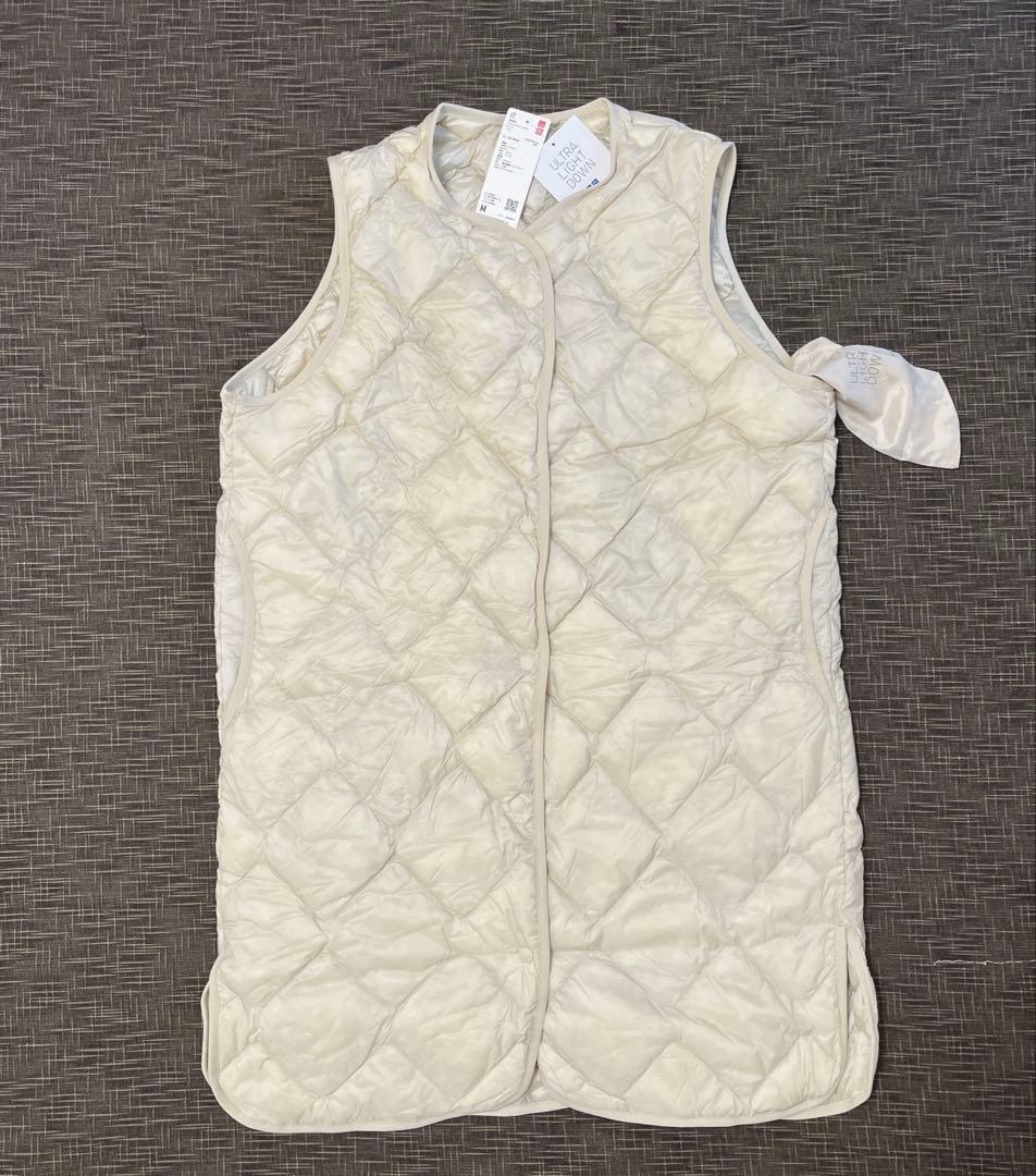ユニクロ ウルトラライトダウン ロング ベスト M インナー ホワイト