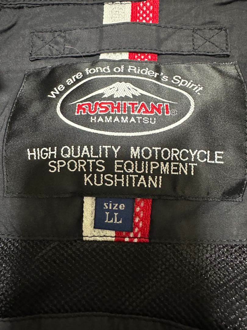 クシタニウィンドブレーカー LLサイズ ブラック