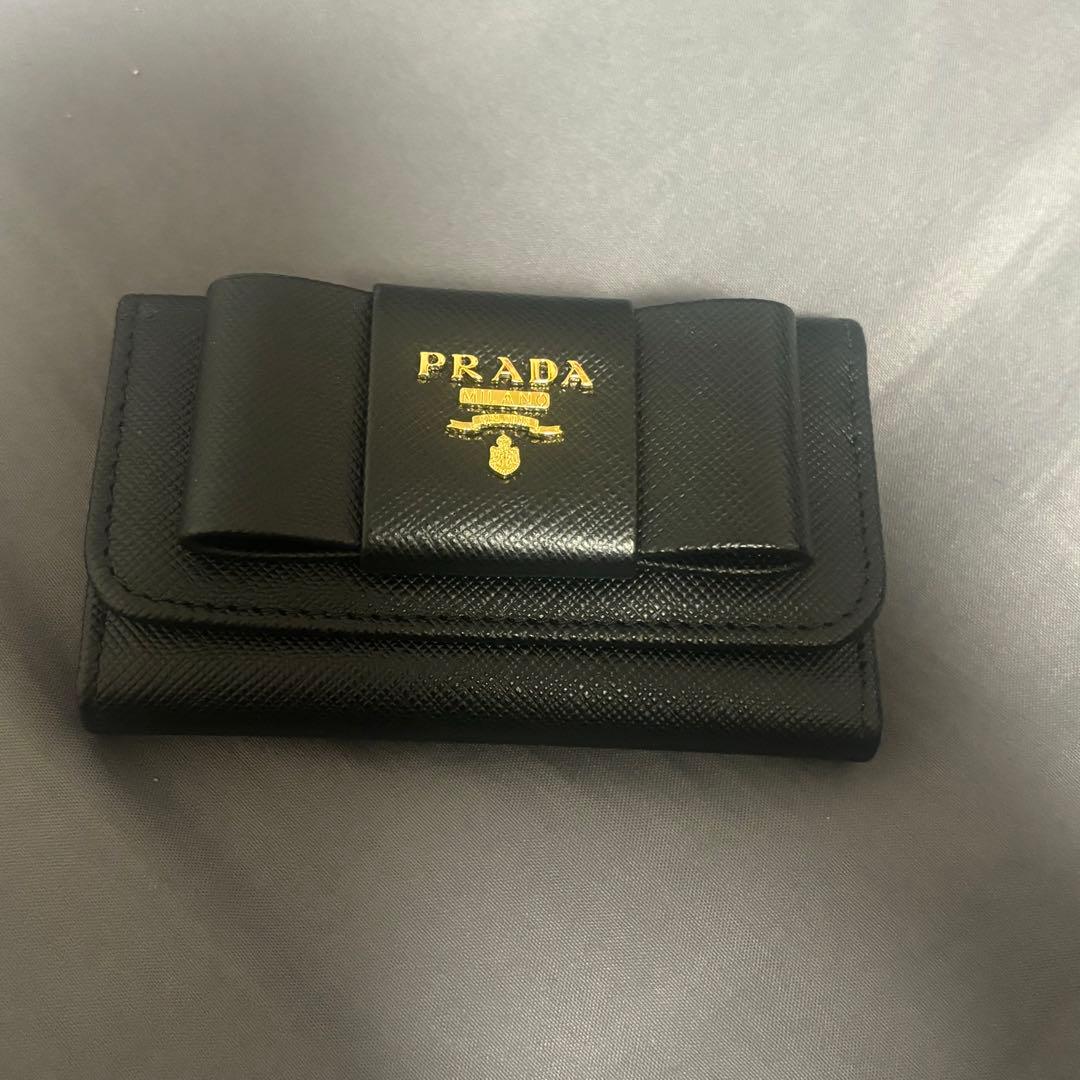 ブラック リボンキーケースブラックレザーキーケースサフィアーノレザー NERO