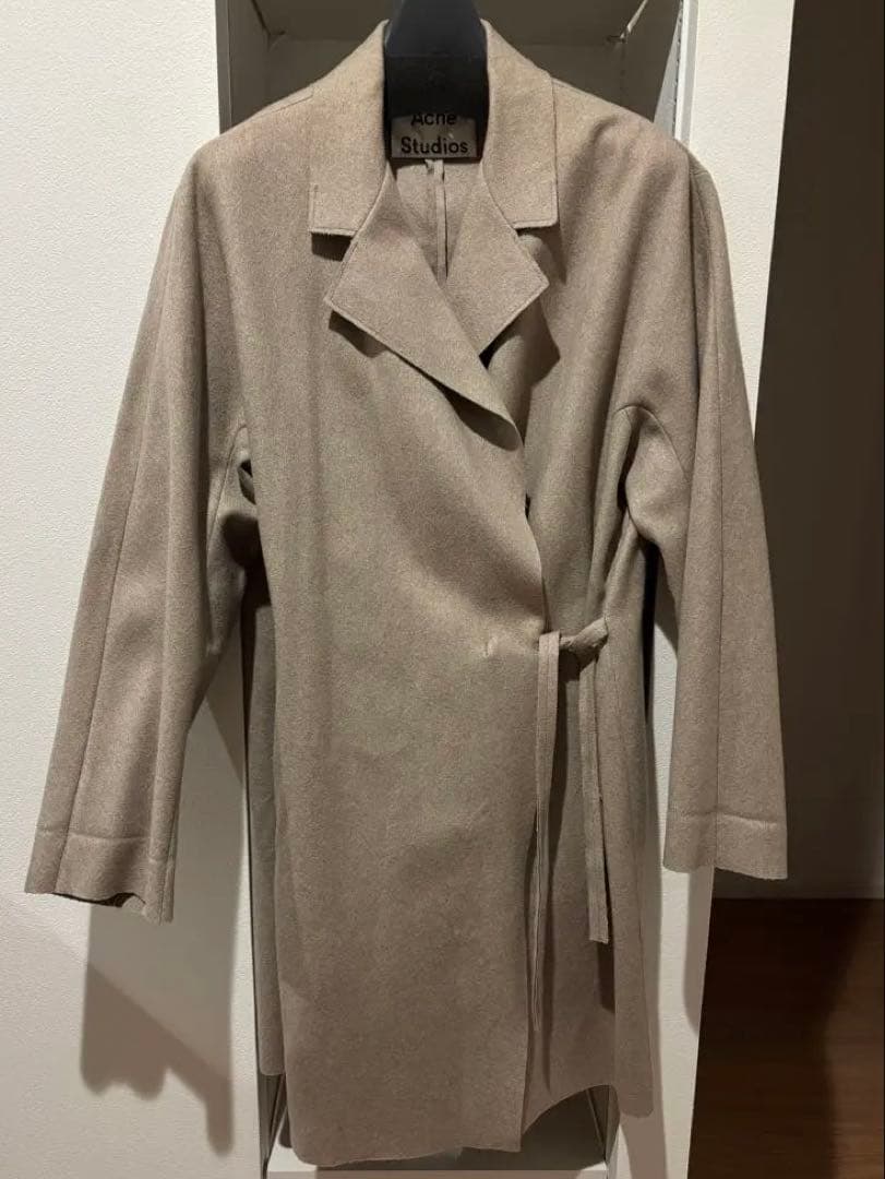 Acne Studios ベージュ ラップコート