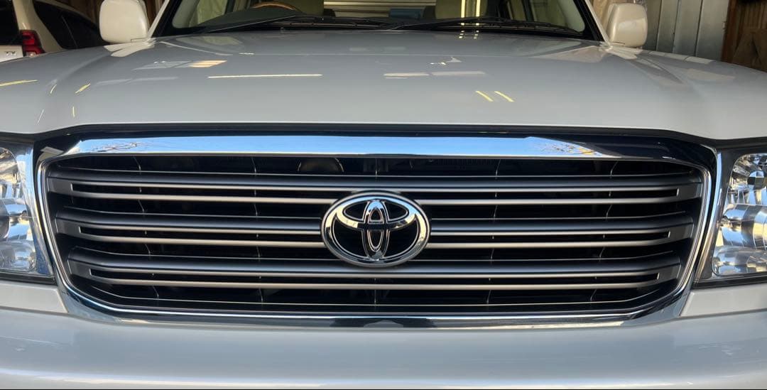 ランクル100中期 トヨタ 純正メッキグリル