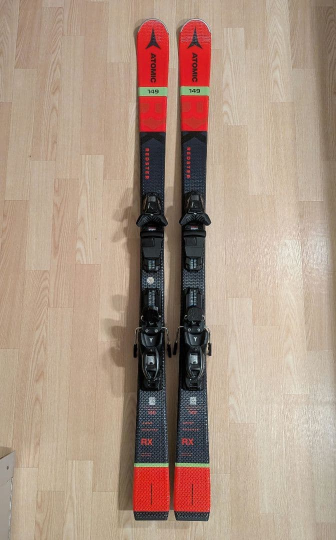 ⭐新品未使用⭐ 今なら12/4発送可！Atomic スキー板 149cm