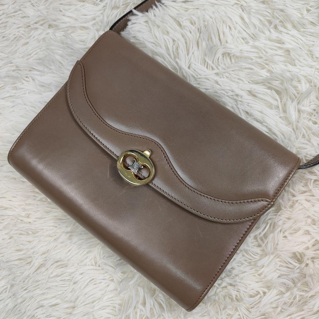 本日限定価格　セリーヌ　ショルダーバッグ　トリオンフ金具　2way　レザー