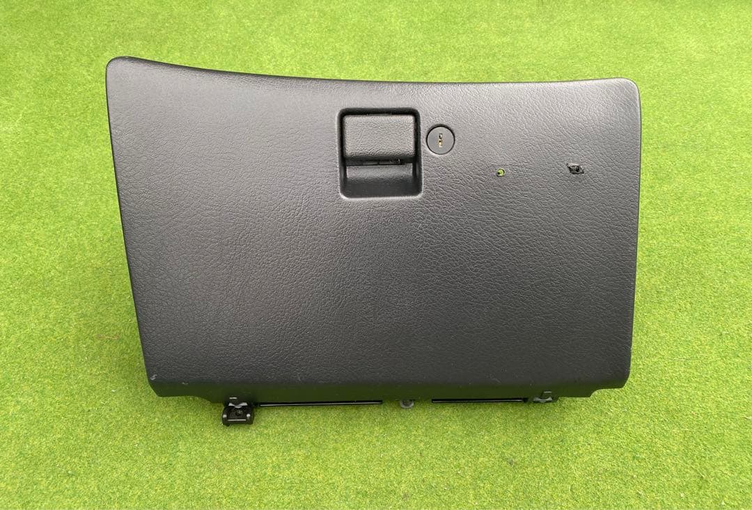 日産　NISSAN GTR BNR32 スカイライン　グローブボックス