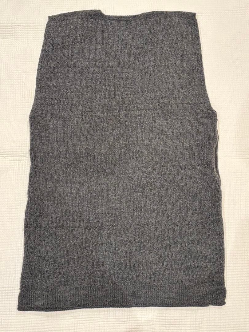 大法紡績有限会社　ねこベスト　ウール　100%